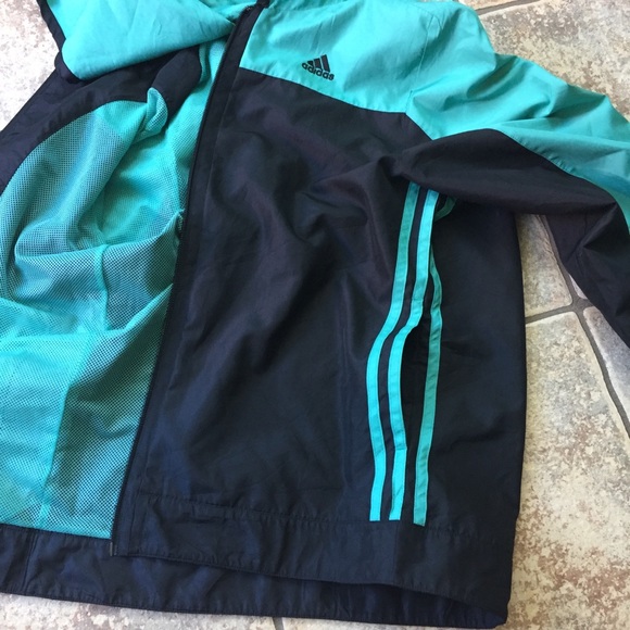 /// Adidas Turquoise Windbreaker - Picture 6 of 7